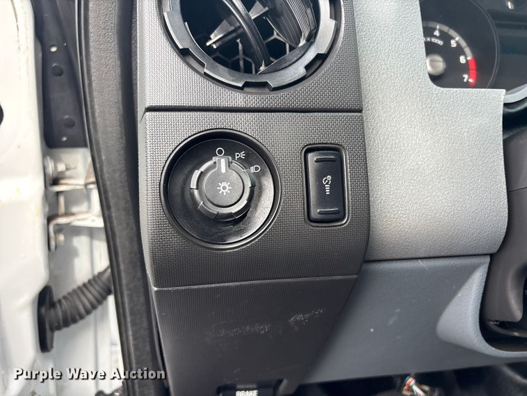 image for item EG9114 2015 Ford F350 Super Duty Ext. Cab utility bed pickup truck