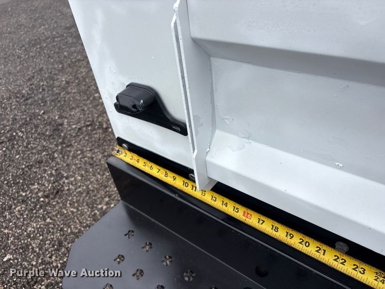 image for item EG9116 2019 Ford F250 Super Duty Ext. Cab utility bed pickup truck