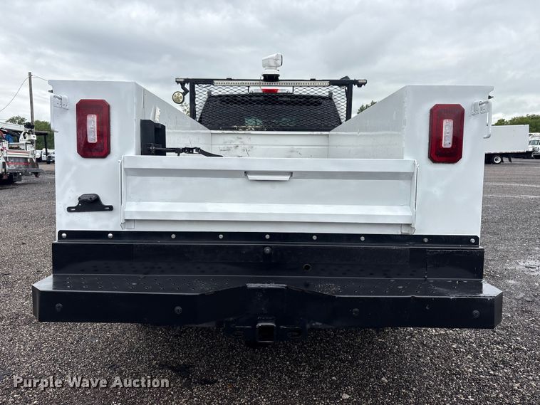 image for item EG9116 2019 Ford F250 Super Duty Ext. Cab utility bed pickup truck
