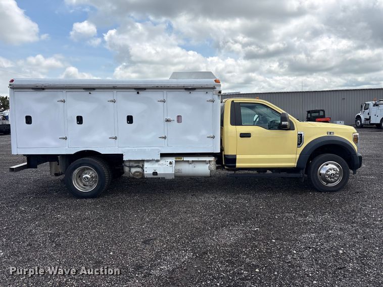 image for item EG9119 2019 Ford F550 Super Duty refrigerated delivery truck