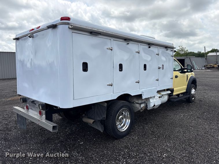 image for item EG9119 2019 Ford F550 Super Duty refrigerated delivery truck
