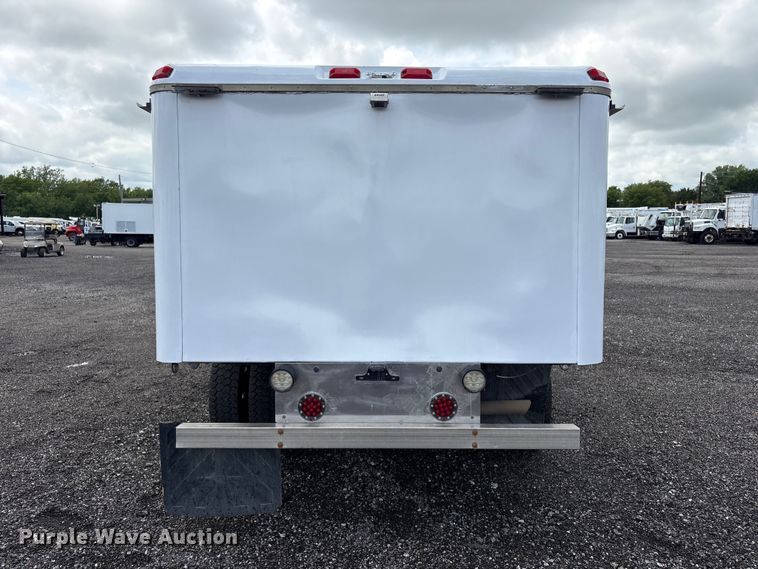 image for item EG9119 2019 Ford F550 Super Duty refrigerated delivery truck