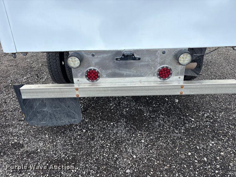 image for item EG9119 2019 Ford F550 Super Duty refrigerated delivery truck