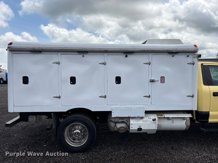 image for item EG9119 2019 Ford F550 Super Duty refrigerated delivery truck