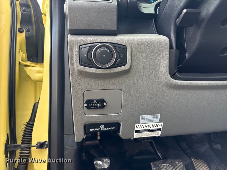 image for item EG9119 2019 Ford F550 Super Duty refrigerated delivery truck