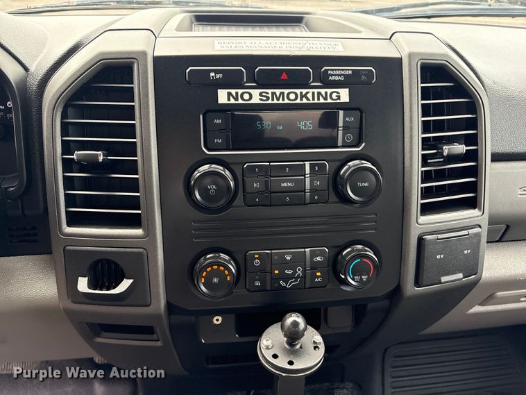 image for item EG9119 2019 Ford F550 Super Duty refrigerated delivery truck