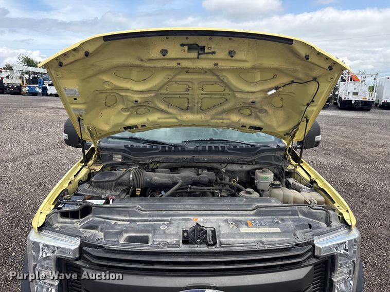 image for item EG9119 2019 Ford F550 Super Duty refrigerated delivery truck
