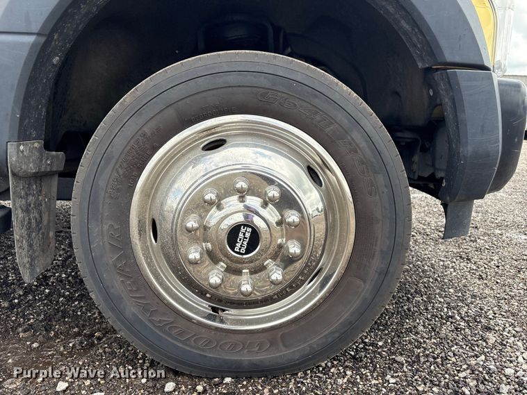 image for item EG9119 2019 Ford F550 Super Duty refrigerated delivery truck