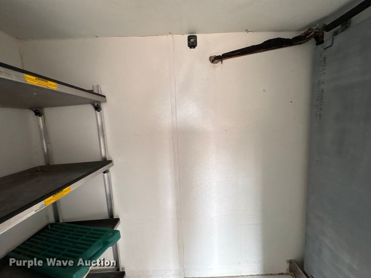 image for item EG9145 2016 Chevrolet Express 4500 box truck