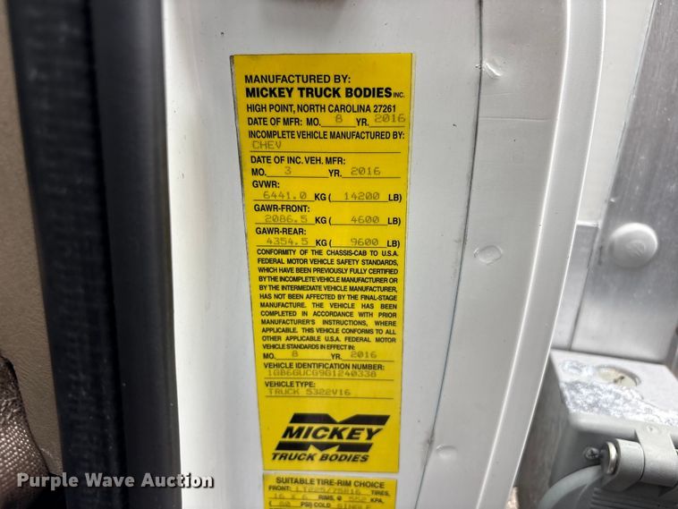 image for item EG9145 2016 Chevrolet Express 4500 box truck
