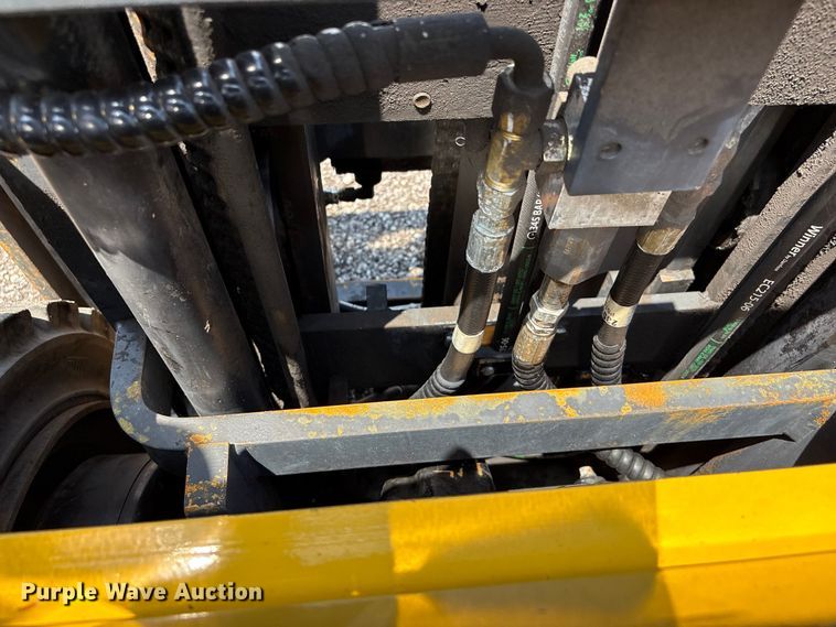 image for item EG9146 Komatsu FG30HT-14 forklift