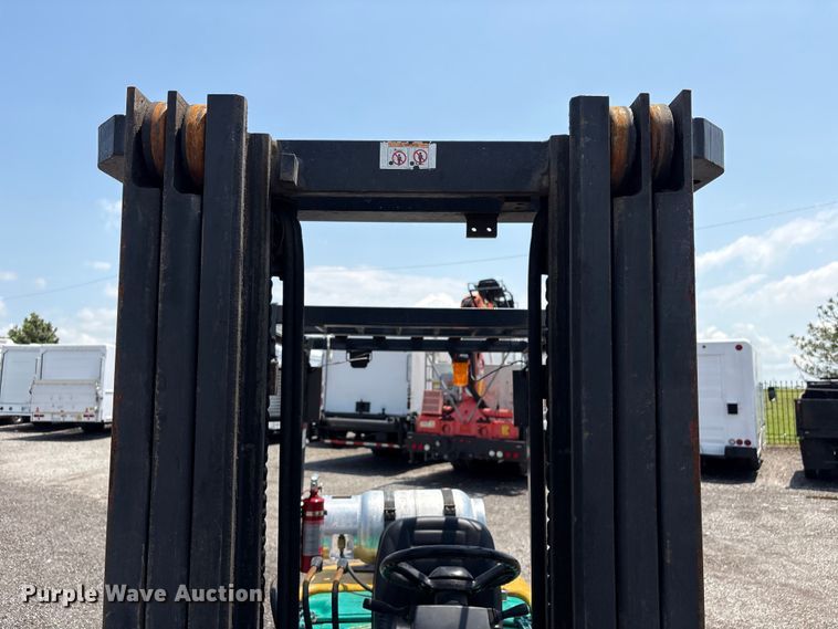 image for item EG9146 Komatsu FG30HT-14 forklift