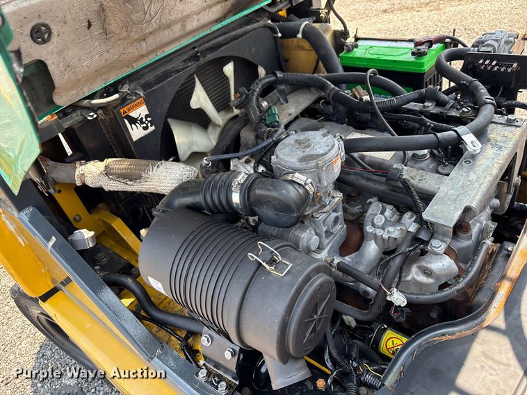 image for item EG9146 Komatsu FG30HT-14 forklift