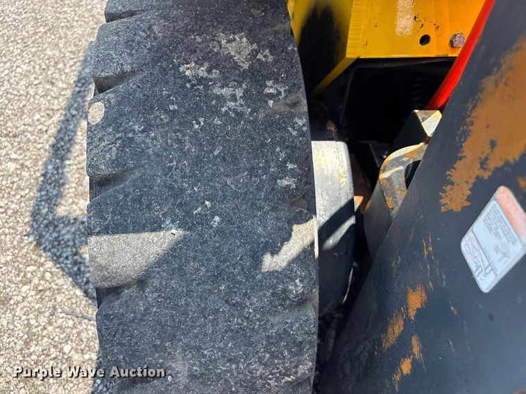 image for item EG9146 Komatsu FG30HT-14 forklift