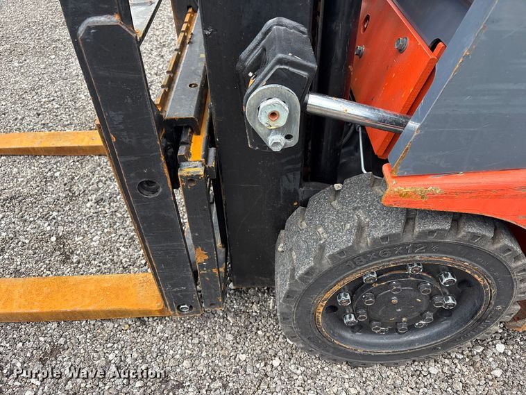 image for item EG9148 2002 Toyota 7FGCU18 forklift