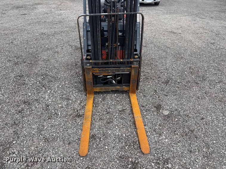 image for item EG9148 2002 Toyota 7FGCU18 forklift