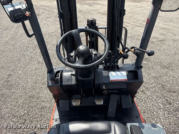 image for item EG9148 2002 Toyota 7FGCU18 forklift