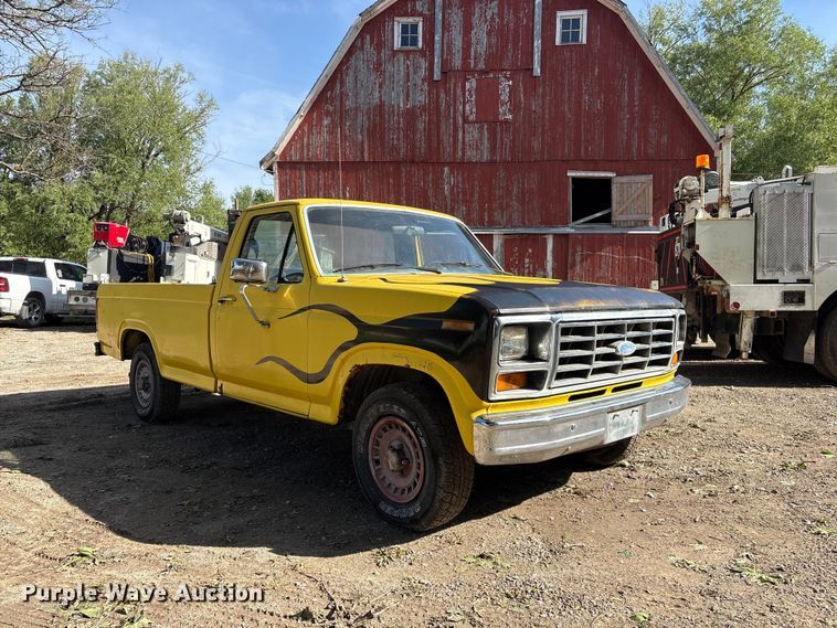 image for item EI5839 1984 Ford F-150 Pickup