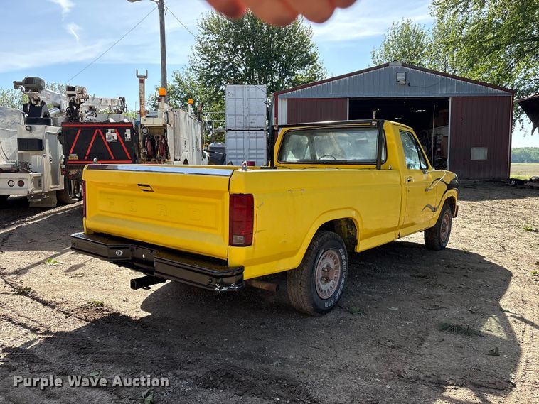image for item EI5839 1984 Ford F-150 Pickup