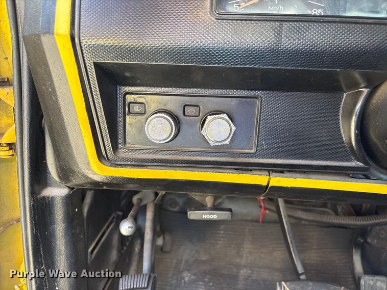 image for item EI5839 1984 Ford F-150 Pickup