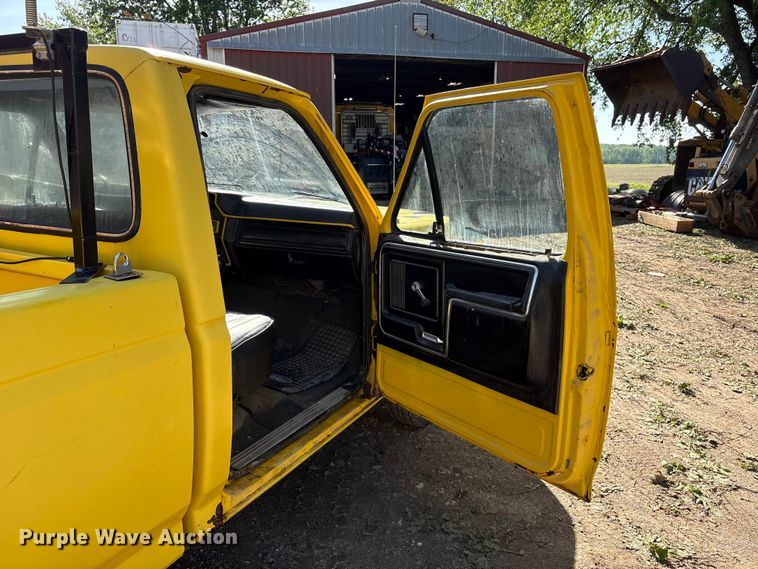 image for item EI5839 1984 Ford F-150 Pickup