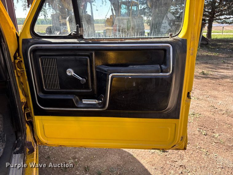image for item EI5839 1984 Ford F-150 Pickup