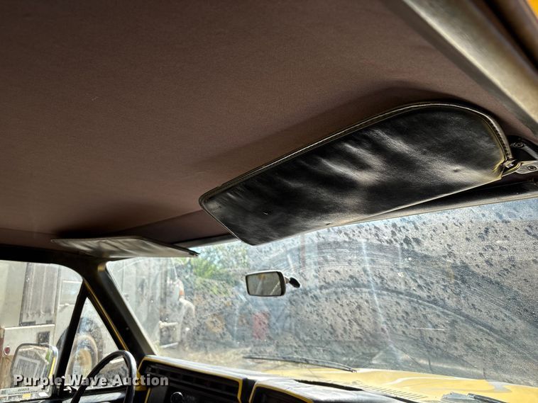 image for item EI5839 1984 Ford F-150 Pickup