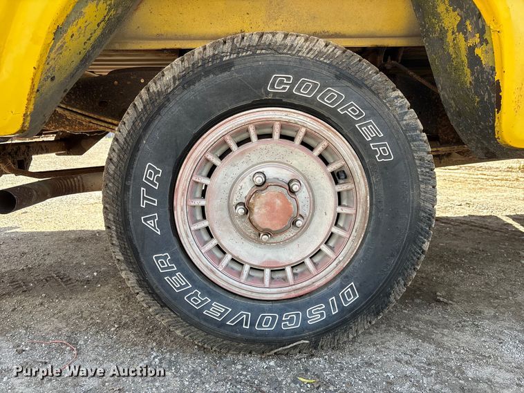 image for item EI5839 1984 Ford F-150 Pickup