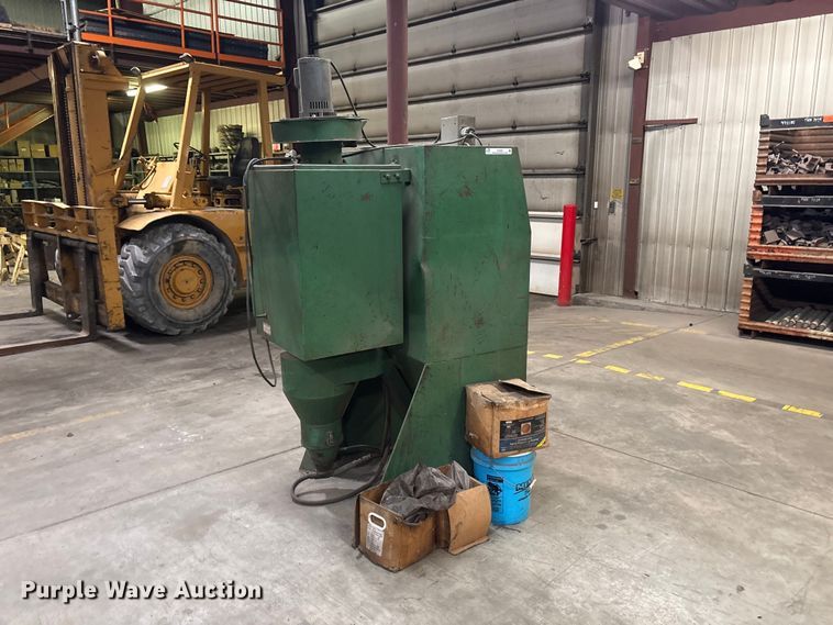 image for item EI5848 Cyclo-Blast Dry Honer Co. 3224-F sand blasting cabinet