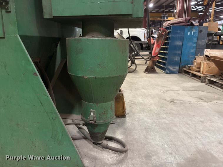 image for item EI5848 Cyclo-Blast Dry Honer Co. 3224-F sand blasting cabinet