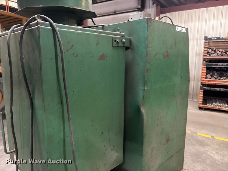 image for item EI5848 Cyclo-Blast Dry Honer Co. 3224-F sand blasting cabinet