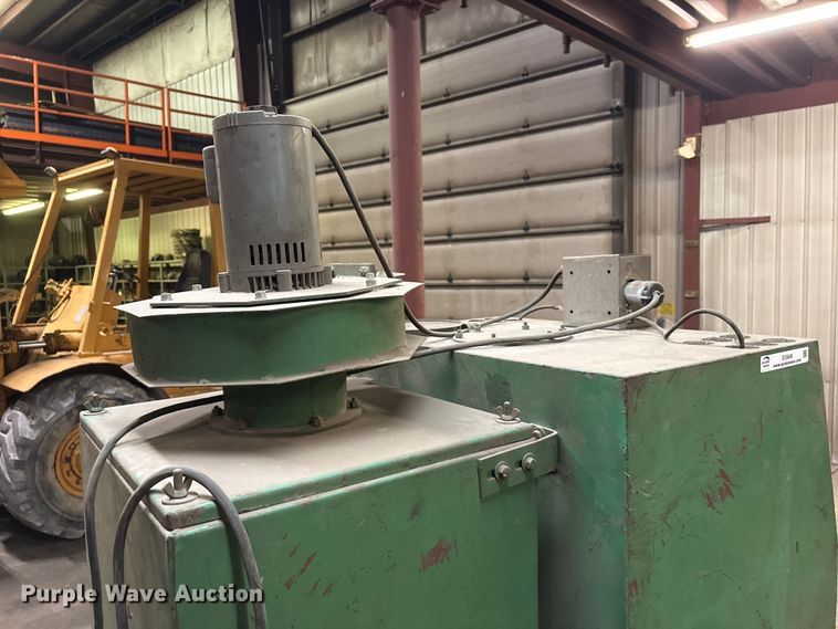 image for item EI5848 Cyclo-Blast Dry Honer Co. 3224-F sand blasting cabinet