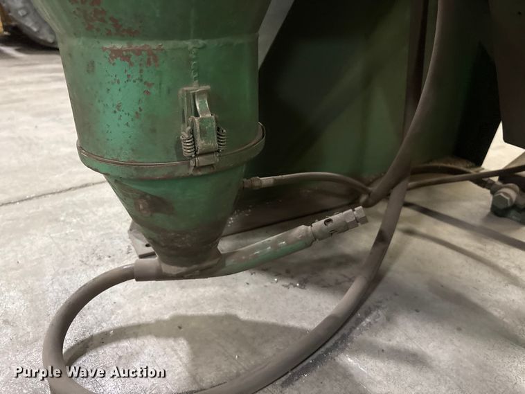 image for item EI5848 Cyclo-Blast Dry Honer Co. 3224-F sand blasting cabinet