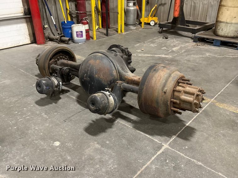 image for item EI5850 Meritor RS23380 rear end