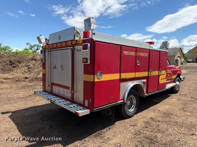 image for item EM0123 1997 Ford F450 Super Duty rescue vehicle