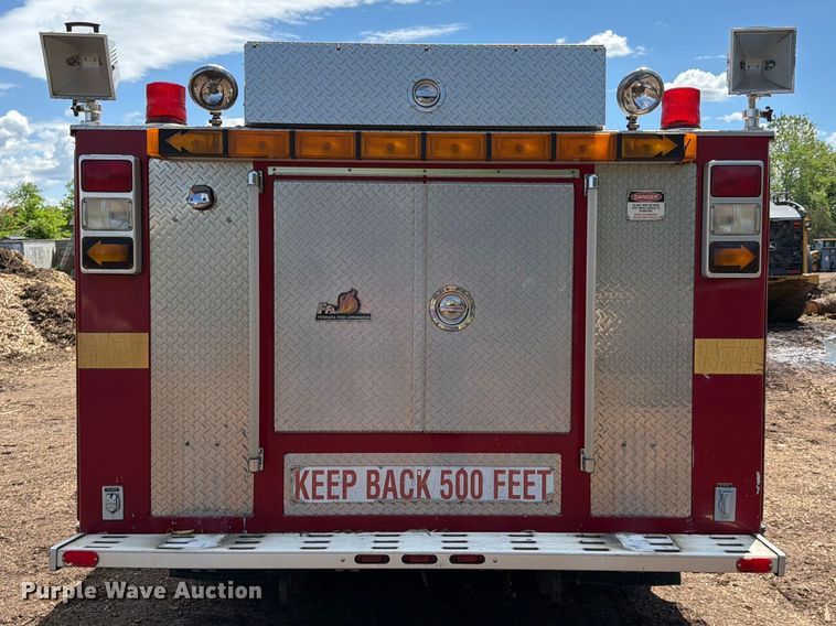 image for item EM0123 1997 Ford F450 Super Duty rescue vehicle
