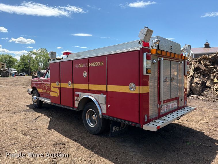 image for item EM0123 1997 Ford F450 Super Duty rescue vehicle