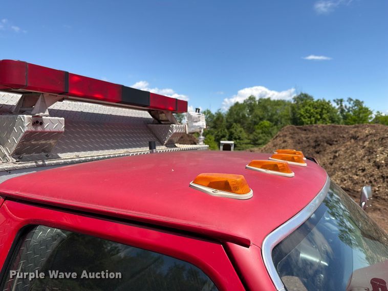 image for item EM0123 1997 Ford F450 Super Duty rescue vehicle