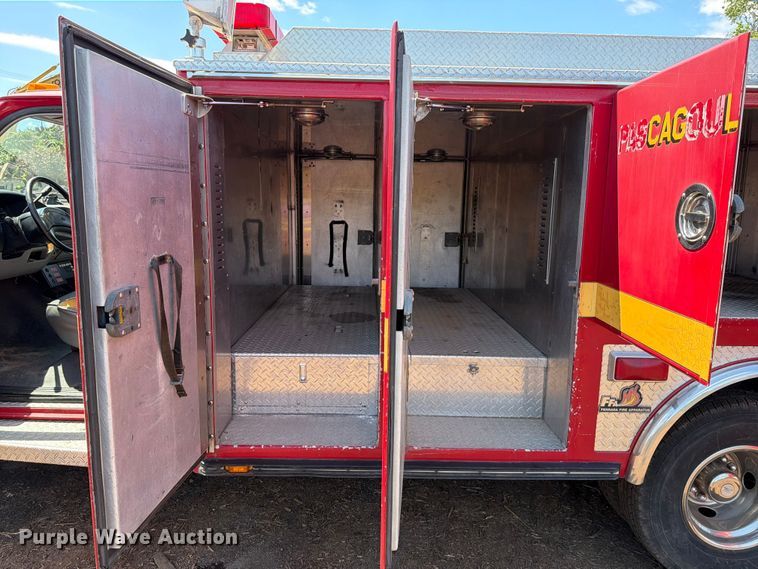 image for item EM0123 1997 Ford F450 Super Duty rescue vehicle