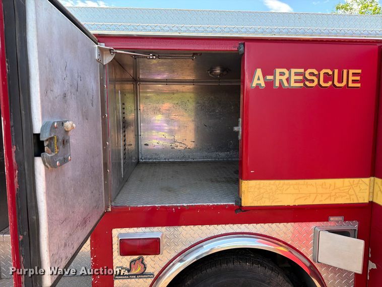 image for item EM0123 1997 Ford F450 Super Duty rescue vehicle
