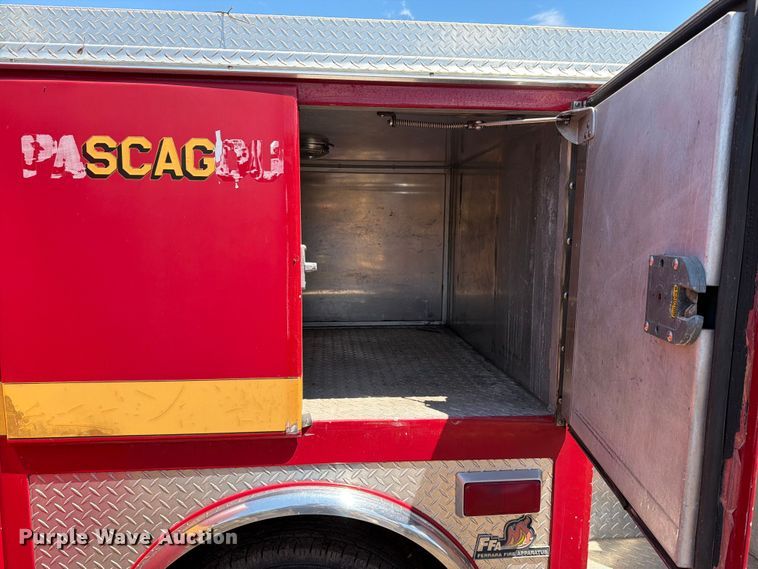 image for item EM0123 1997 Ford F450 Super Duty rescue vehicle