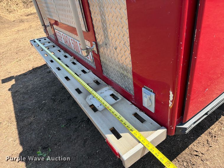 image for item EM0123 1997 Ford F450 Super Duty rescue vehicle