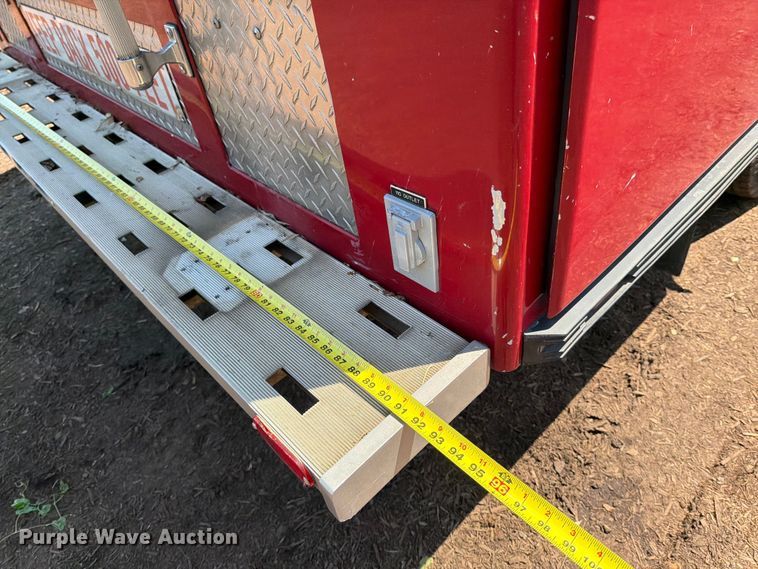 image for item EM0123 1997 Ford F450 Super Duty rescue vehicle