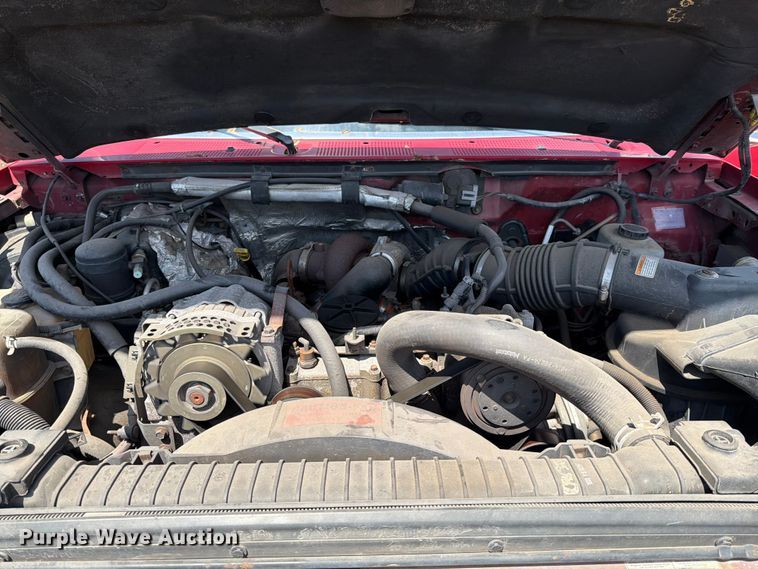 image for item EM0123 1997 Ford F450 Super Duty rescue vehicle