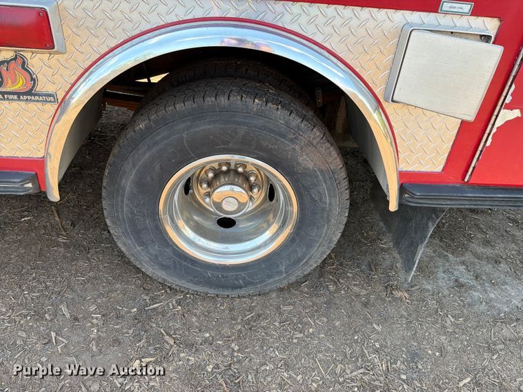 image for item EM0123 1997 Ford F450 Super Duty rescue vehicle