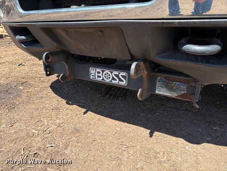 image for item EM0124 2011 GMC Sierra 3500HD Crew Cab pickup truck