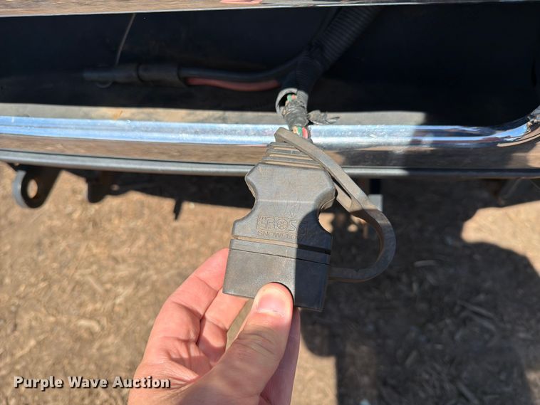 image for item EM0124 2011 GMC Sierra 3500HD Crew Cab pickup truck