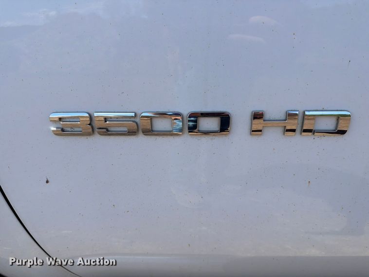 image for item EM0124 2011 GMC Sierra 3500HD Crew Cab pickup truck