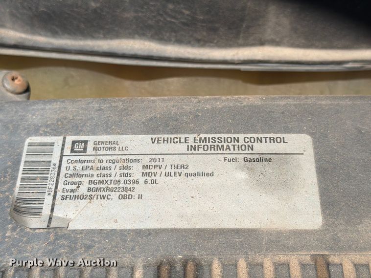 image for item EM0124 2011 GMC Sierra 3500HD Crew Cab pickup truck