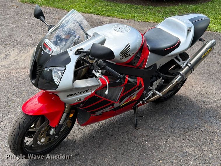 2001 Honda RVT1000R RC51 motorcycle